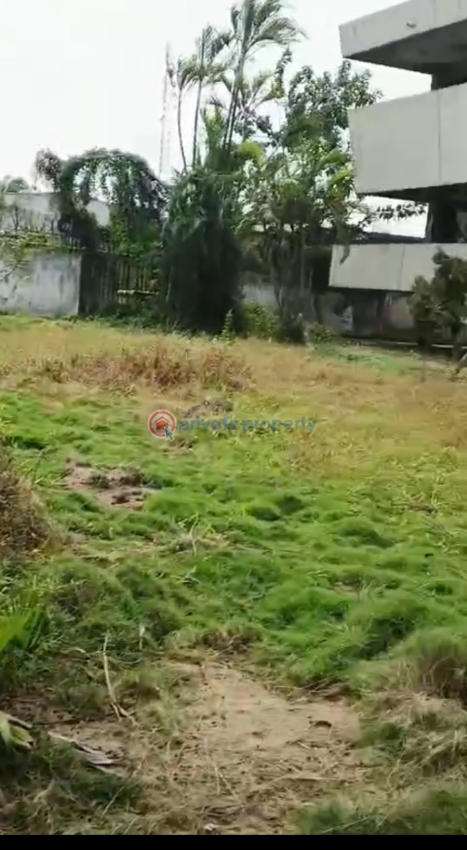 *just out*  *suitable 4 jetty @ apapa*    *waterfront land* off *creek road, apapa, lagos. - 7 10 bedroom House For Sale *waterfront Land* Off *creek Road, Apapa, Lagos.* Apapa Lagos - 7
