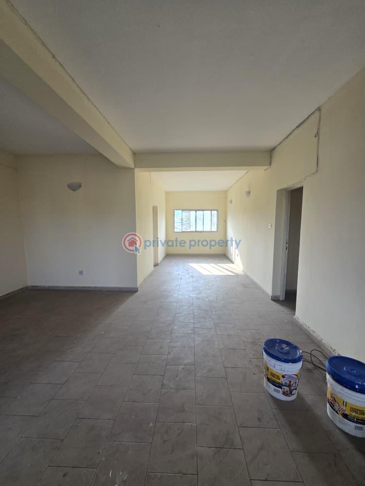 2 bedroom Block Of Flats For Rent Mende Maryland Lagos - 5