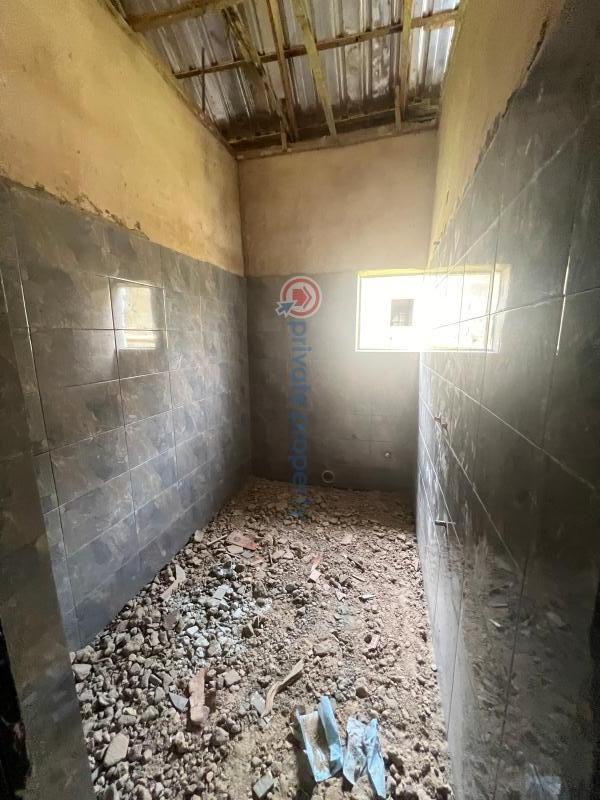 4 bedroom Detached Bungalow For Sale Off Unth Enugu Ezeagu Enugu - 10