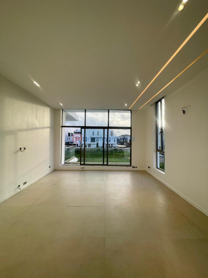 5 bedroom Detached Duplex For Sale Estate Osapa Lekki Lagos - 22