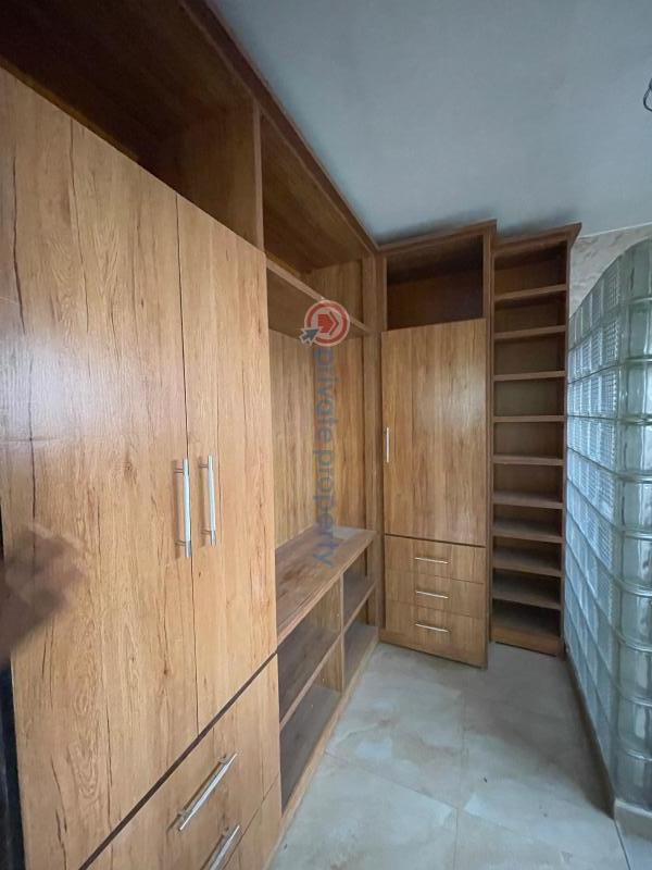 5 bedroom Terrace For Sale Sunmola Street Mende Maryland Lagos - 7