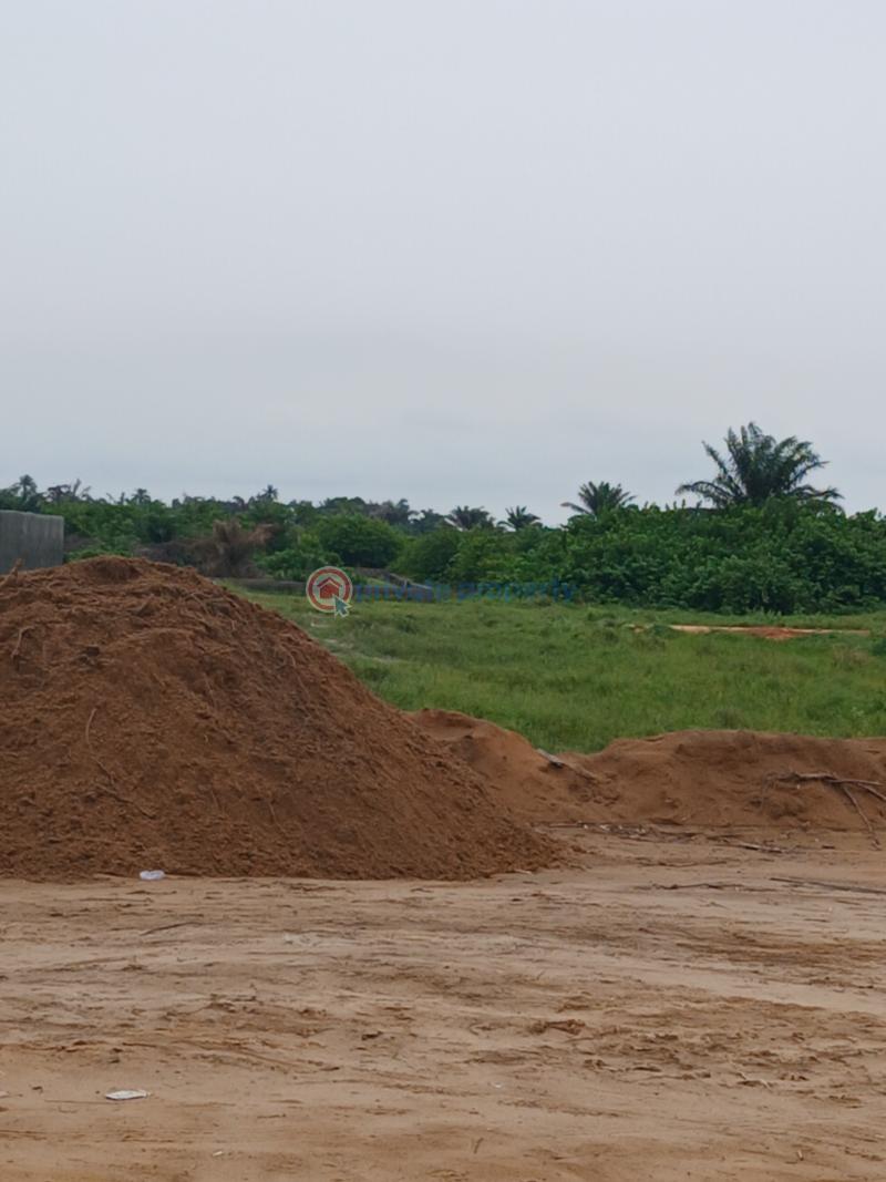Mixed use Land For Sale Off Lagos Ibadan Expressway Mowe Mowe Ogun area 