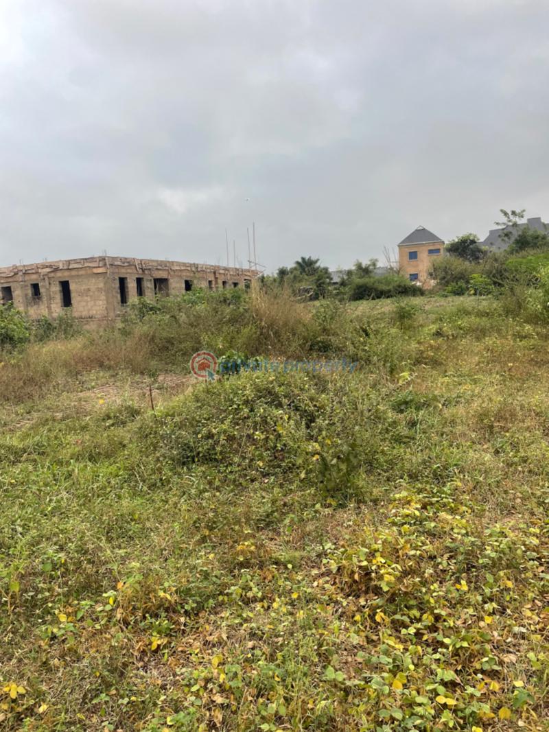 Mixed use Land For Sale Alaguntan Oyo Town Atiba Oyo  - 0