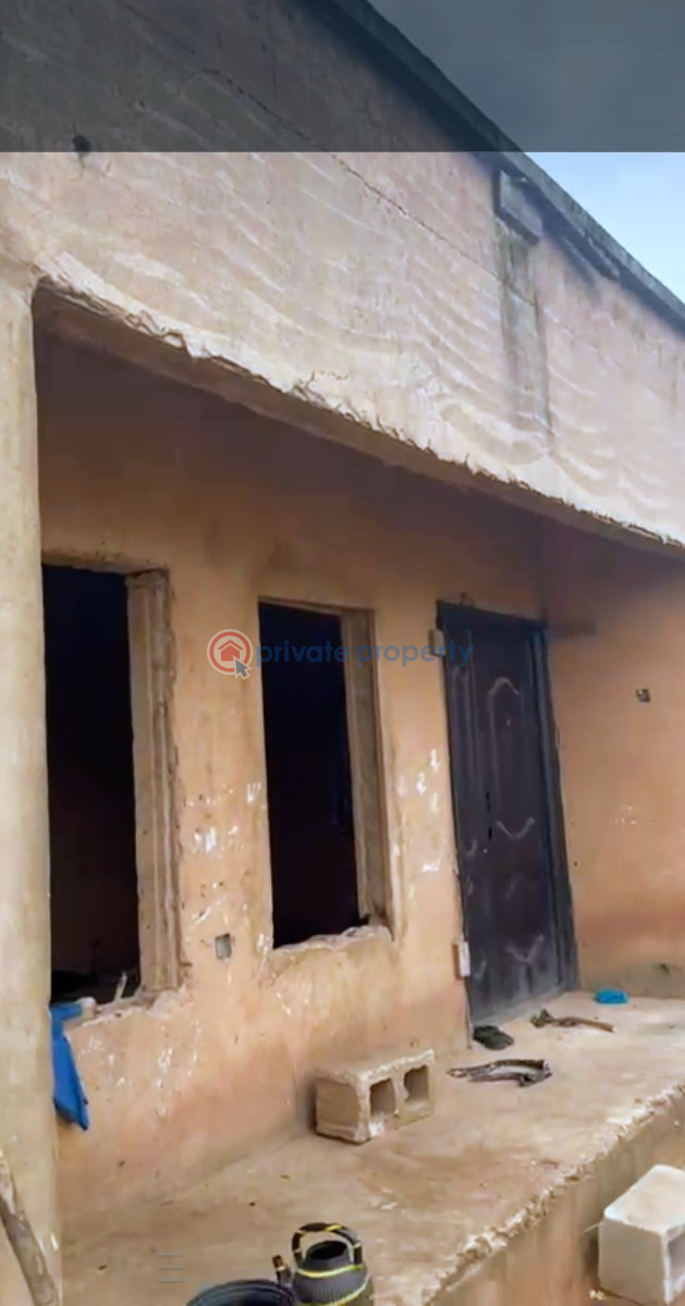 Commercial Land For Sale Sapele Road Facing Main Road Benin Edo - 6