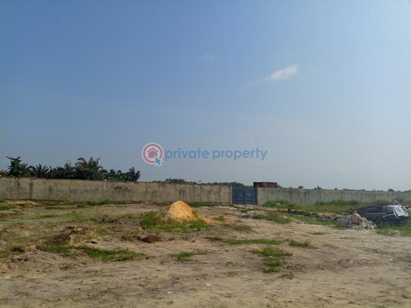 Land at prime location - 3 Residential Land For Sale Majestic Lagos Estate Opposite Lekki International Epe Lagos - 3