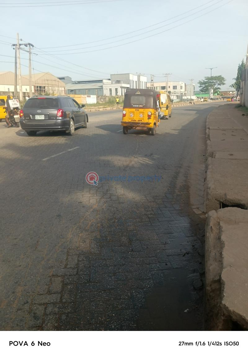 Land facing the express road suit 4all use - 3 Commercial Land For Sale Ipaja Road Ipaja Lagos Boy's Town Ipaja Lagos - 3