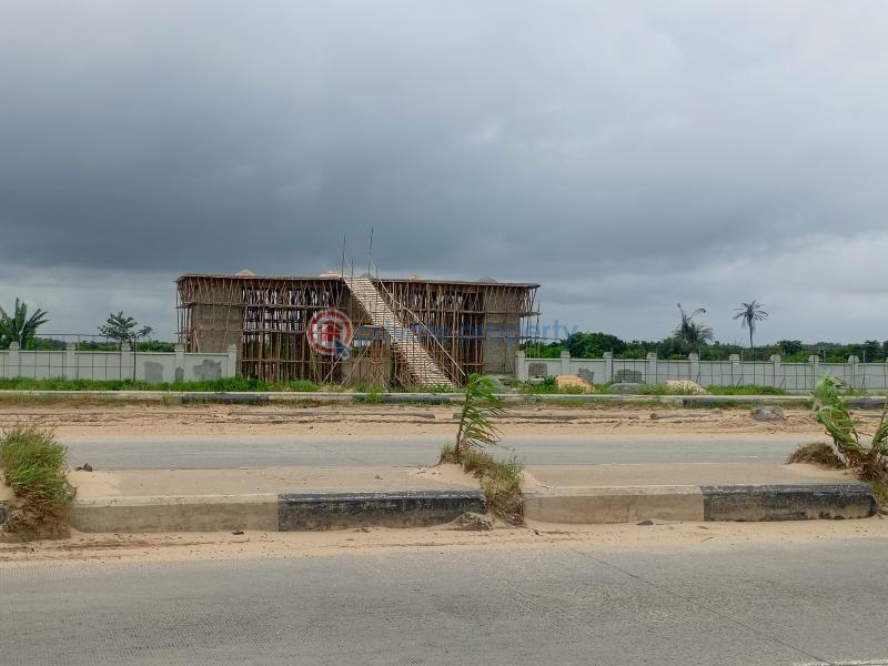 Land For Sale The Parliament 1.0 Along Lekki Epe Expressway Ibeju-Lekki Lagos - 1