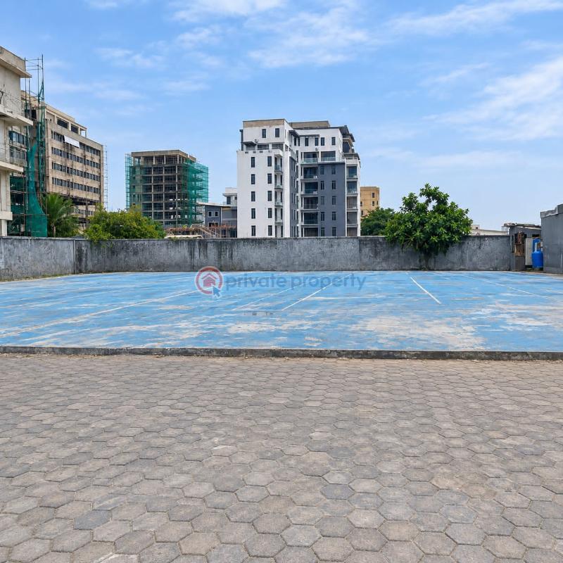 Commercial Land For Rent Lekki Phase 1 Lagos - 1