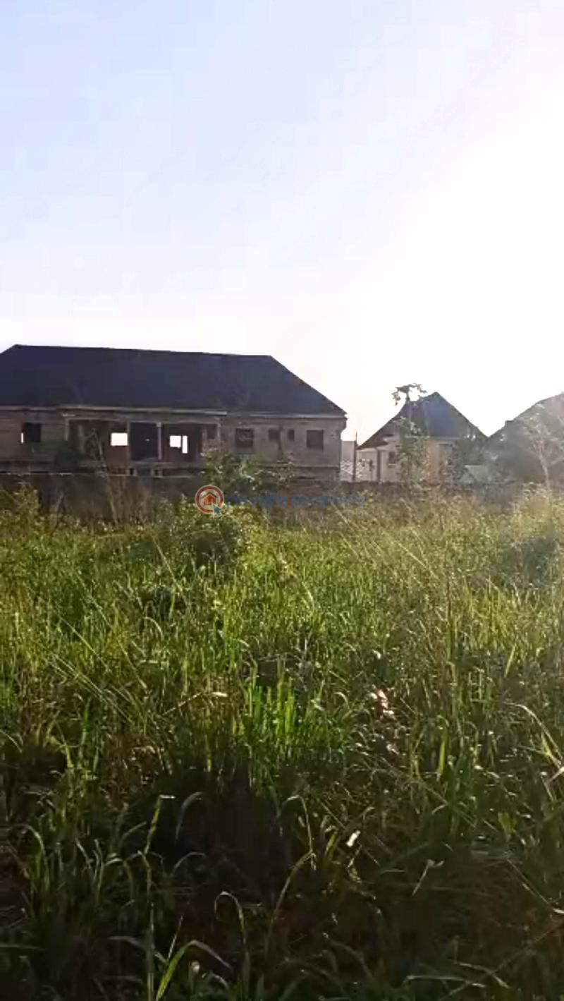 Mixed use Land For Sale Mtn Mast Off The Tarred Road, Just 200ft To The Tarred Road, Benin City Benin Edo - 0