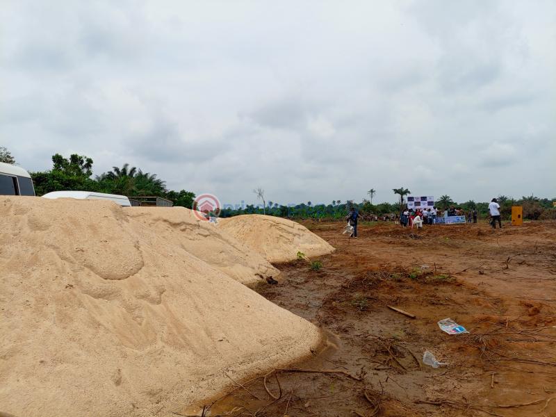 Residential Land For Sale The Pineapples Estate Agbowa Ikorodu Ogun area  - 6