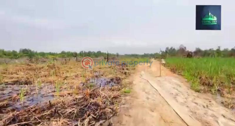 Mixed use Land For Sale 👉novare Mall 👉fara Park 👉joy Gold Mall 👉crown Estate 👉fara Park Sangotedo Ajah Lagos - 2