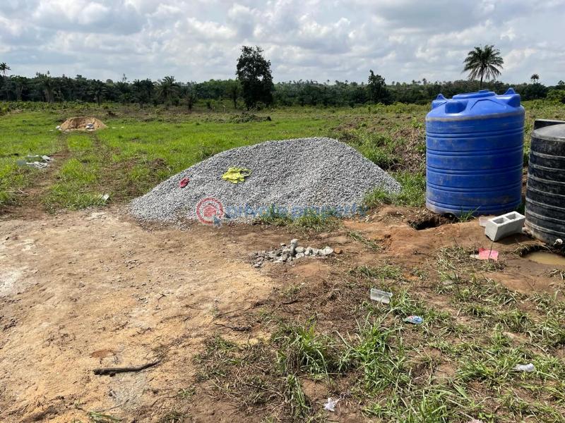 Mixed use Land For Sale Odo Lofa Isiwo Just After The Epe Tollgate Ogun State. Ijebu Ogun - 14