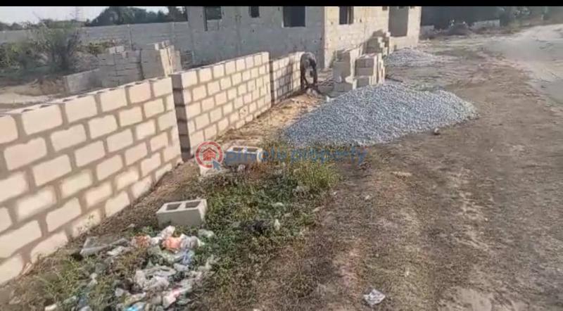 Land For Sale Eagle's Square Okeogun Elerangbe Ibeju-Lekki Lagos - 2