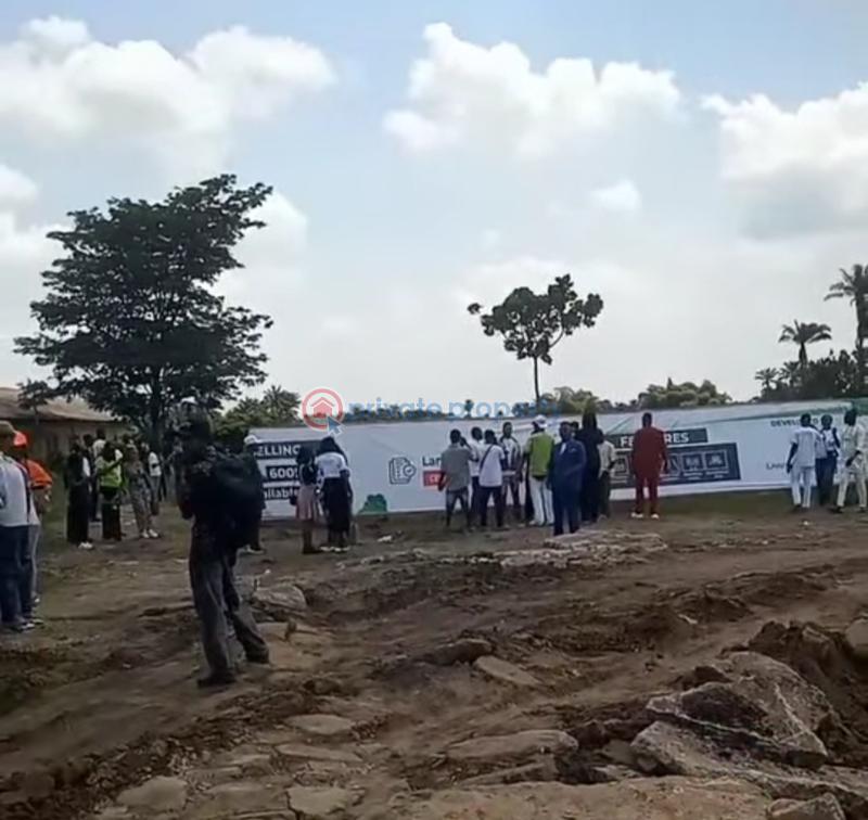 Mixed use Land For Sale Landview Garden Along Asa Town Along Aba Portharcourt Road Aba South Abia - 6