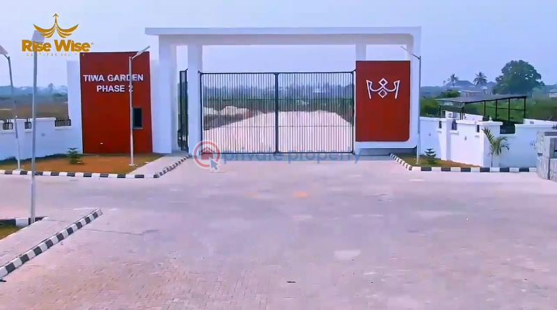 Residential Land For Sale Eleran Igbe Bus Stop Lekki Expressway Lagos - 0
