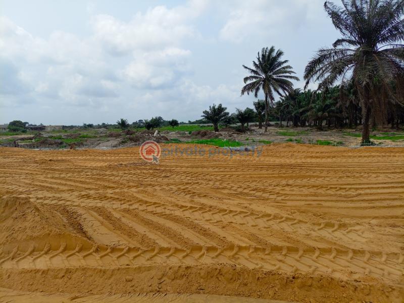 Residential Land For Sale The Parliament Estate Facing The Lekki Epe Expressway Eleran Igbe Ibeju-Lekki Lagos - 0