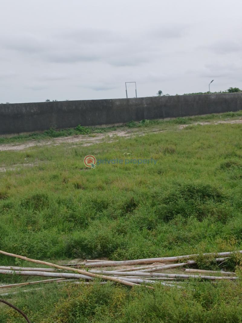 Mixed use Land For Sale Off Lagos Ibadan Expressway Mowe Mowe Ogun area 