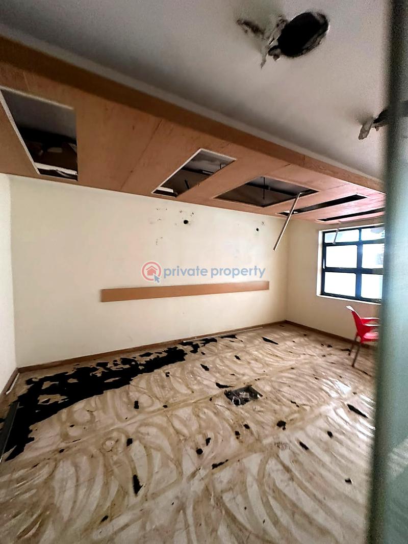 Commercial Property For Rent Victoria Island Lagos - 12