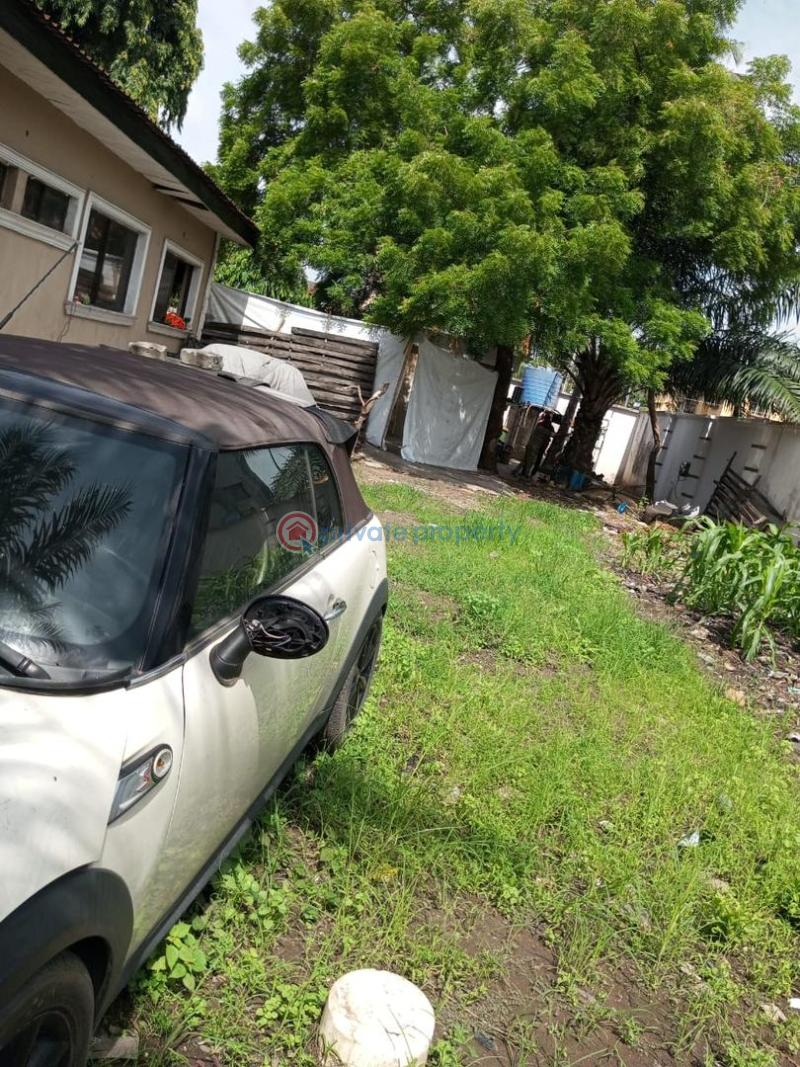 Land measuring 1200sqm with a demolishable bungalow for commercial purposes - 6 Commercial Land For Sale Wemco Road Ogba Lagos - 6