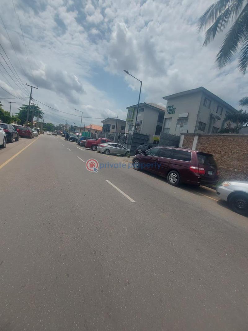 Land measuring 1200sqm with a demolishable bungalow for commercial purposes - 4 Commercial Land For Sale Wemco Road Ogba Lagos - 4