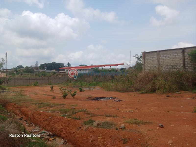 Land measuring 4100sm - 1 Mixed use Land For Sale Iyaganku Gra Oke Ado Road Iyanganku Ibadan Oyo - 1