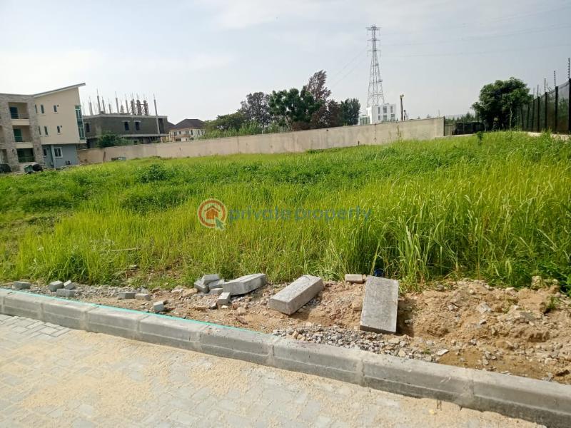 Land For Sale Zone J, In A Mini Estate Off Third Avenue Residential Part Of Banana Island Ikoyi Lagos