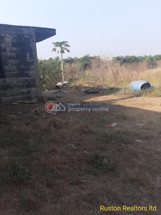 Commercial Land For Sale Oluyole Estate Ibadan Oyo - 0