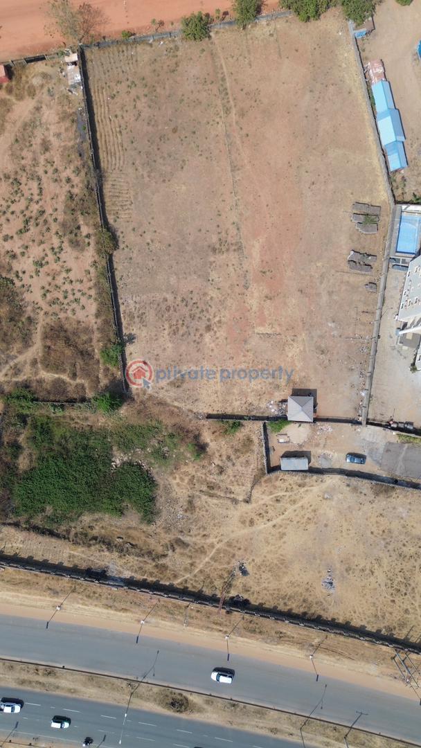 Mixed use Land For Sale Mabushi District Mabuchi Abuja Phase 2  - 5
