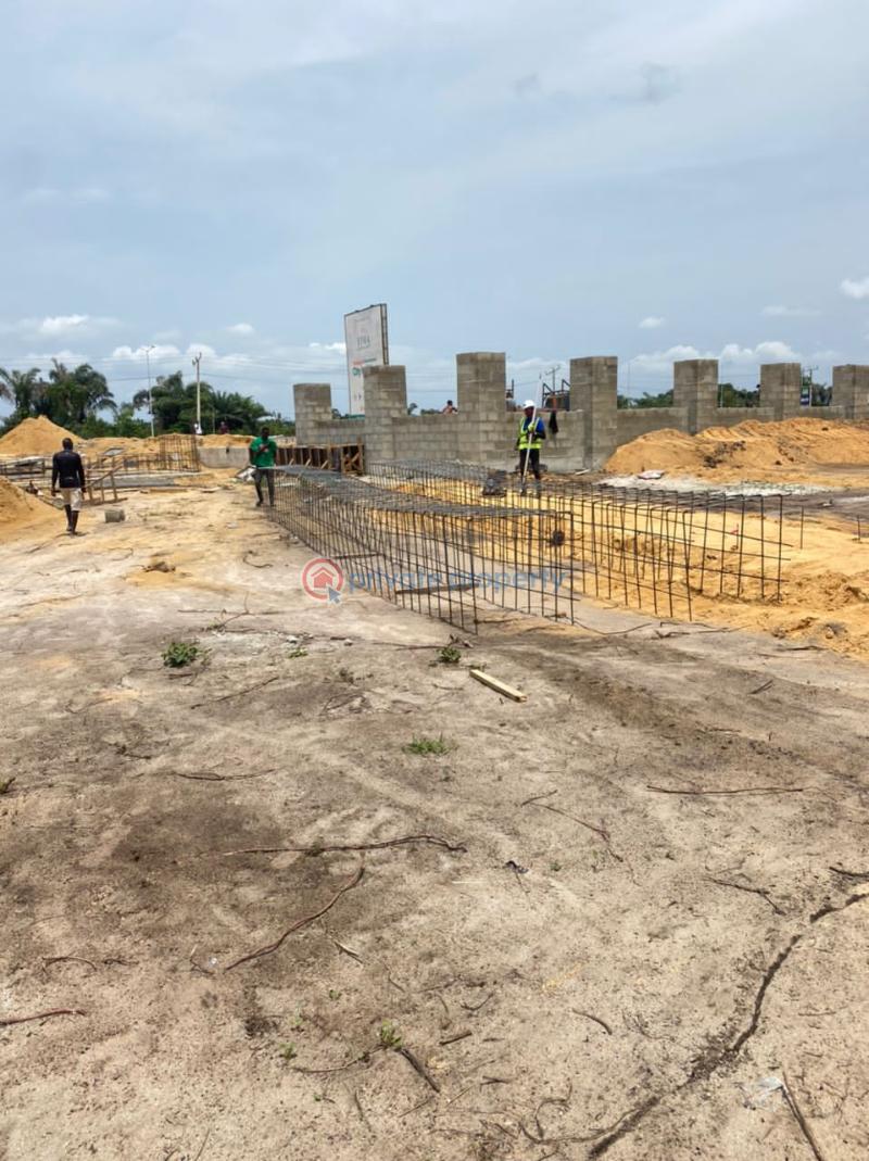 Land For Sale Aiyetoro Ibeju Lekki, Directly Along Lekki Epe Expressway Ibeju-Lekki Lagos - 3