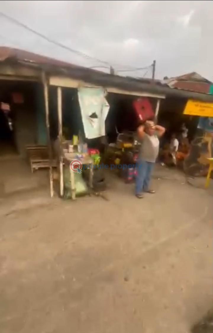 Mixed use Land For Sale Bajulaye Onipanu Shomolu Lagos - 1