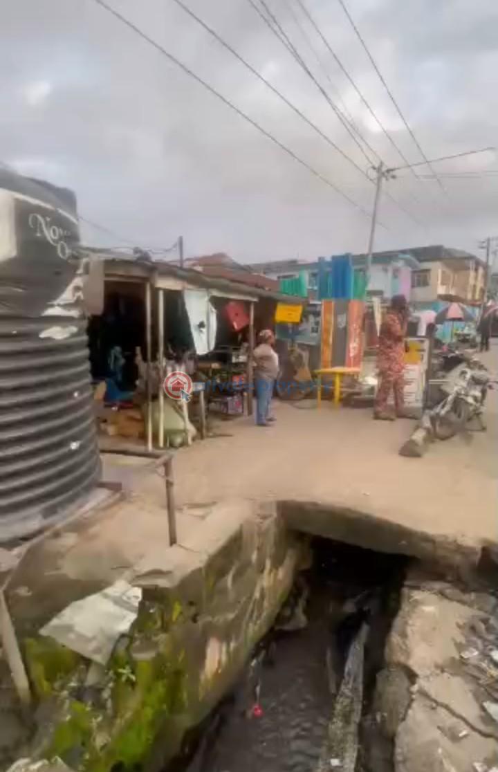 Mixed use Land For Sale Bajulaye Onipanu Shomolu Lagos - 5