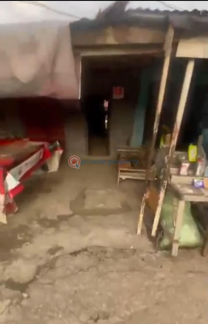 Mixed use Land For Sale Bajulaye Onipanu Shomolu Lagos - 2