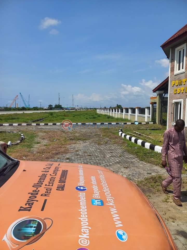 Land with c of o/governor's consent in portview estate ibeju-lekki lagos - 11 Land For Sale Portview Estate Along Dangote Refinery Road Ibeju Lekki Lagos Ibeju-Lekki Lagos - 11