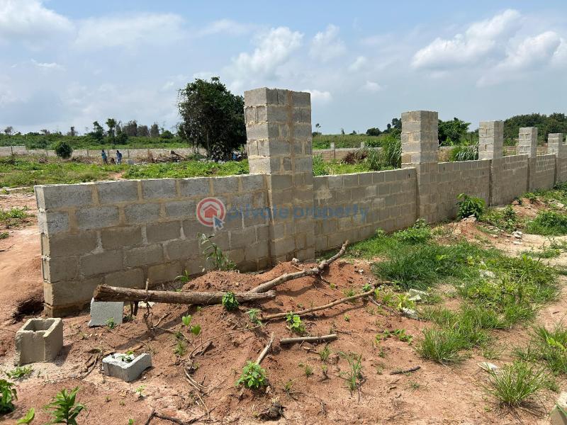 Residential Land For Sale Emirates Parks & Gardens Located At Ewu Ode, Mowe Ofada Mowe Ogun area  - 1
