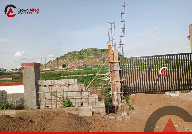 For sale Land Behind Cat Matrack Yard, Aco, Lugbe Airport Road, Abuja. Lugbe Abuja Phase 4 (PID