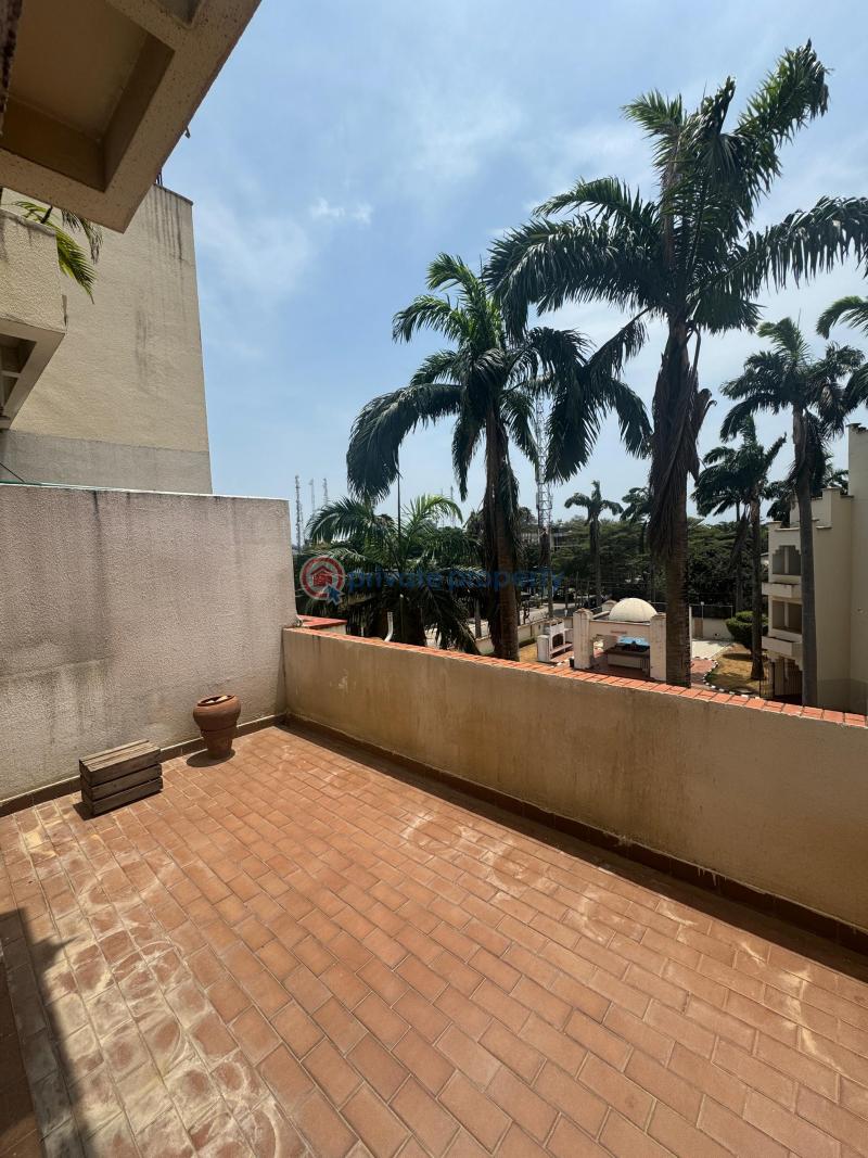 Large 2 & 3 bedroom maisonette with pool - 3 2 bedroom Block Of Flats For Rent Victoria Island Lagos - 3