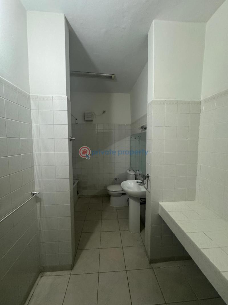 Large 2 & 3 bedroom maisonette with pool - 6 2 bedroom Block Of Flats For Rent Victoria Island Lagos - 6