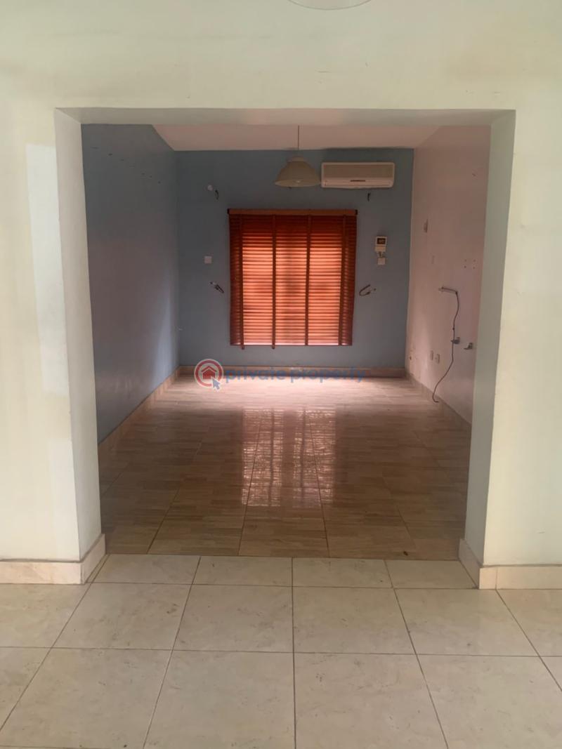 4 bedroom Detached Duplex For Sale Northern Foreshore Estate Chevron Drive Lekki Lagos - 7