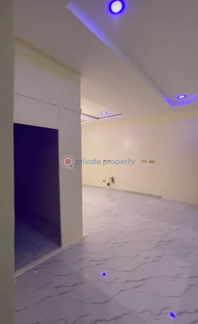 Large and spacious 1 bedroom apartment ( video) - 2 1 bedroom Mini Flat For Rent Orchid Road Lekki Lagos - 2