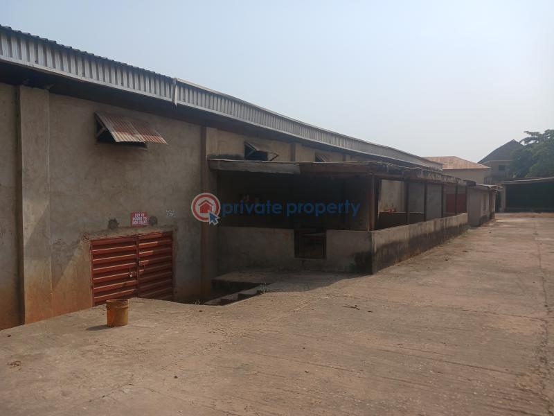 6 bedroom Warehouse For Rent Old Ife Road, Close To Iwo Road Ibadan Oyo - 7