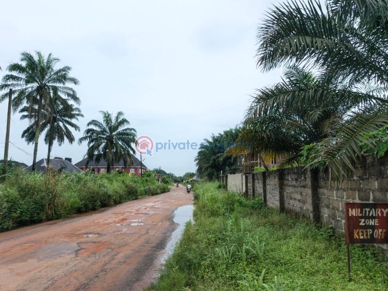Residential Land For Sale Avu Close The Avu Market Square Owerri Imo - 0