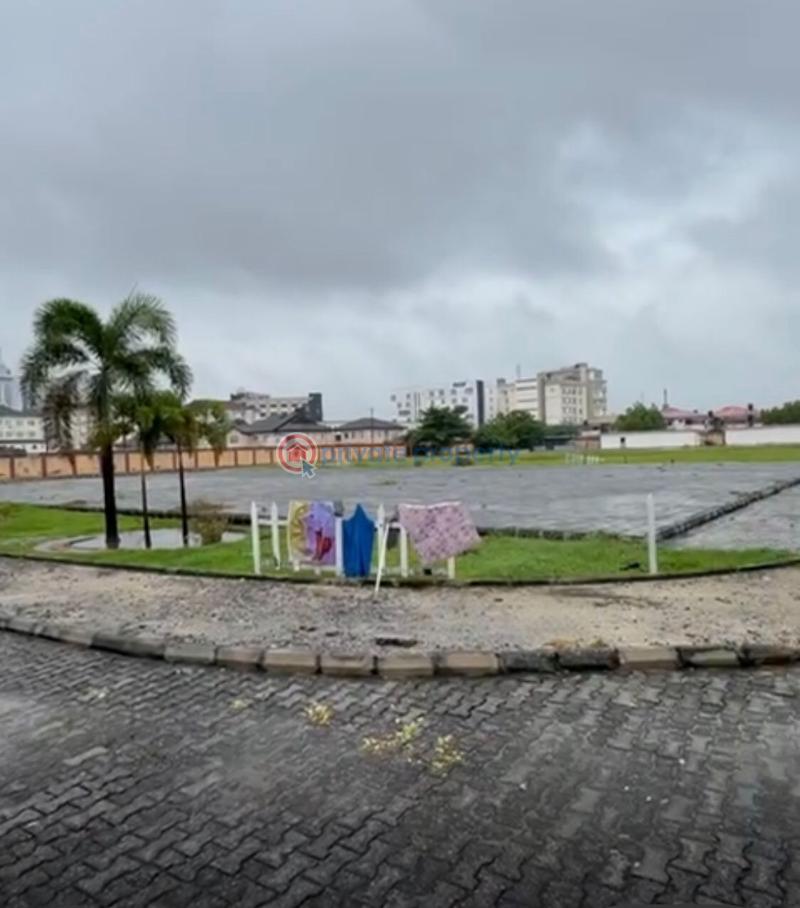 Mixed use Land For Sale Off Admiralty Way Lekki Phase 1 Lagos - 1