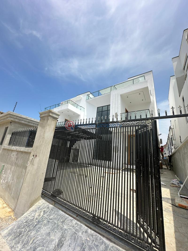 5 bedroom Detached Duplex For Sale Chevron Lekki Lagos - 2