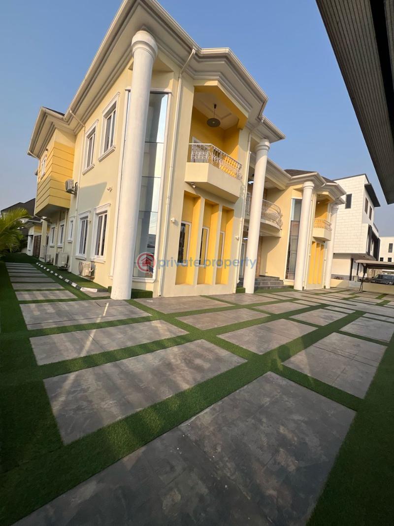 7 bedroom Maisonette For Sale Lekki Phase 1 Lagos