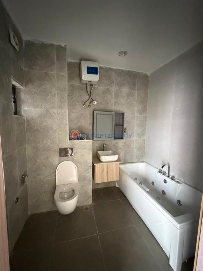 4 bedroom Terrace For Sale Perinwinkle Estate Lekki Phase 1 Lagos - 9