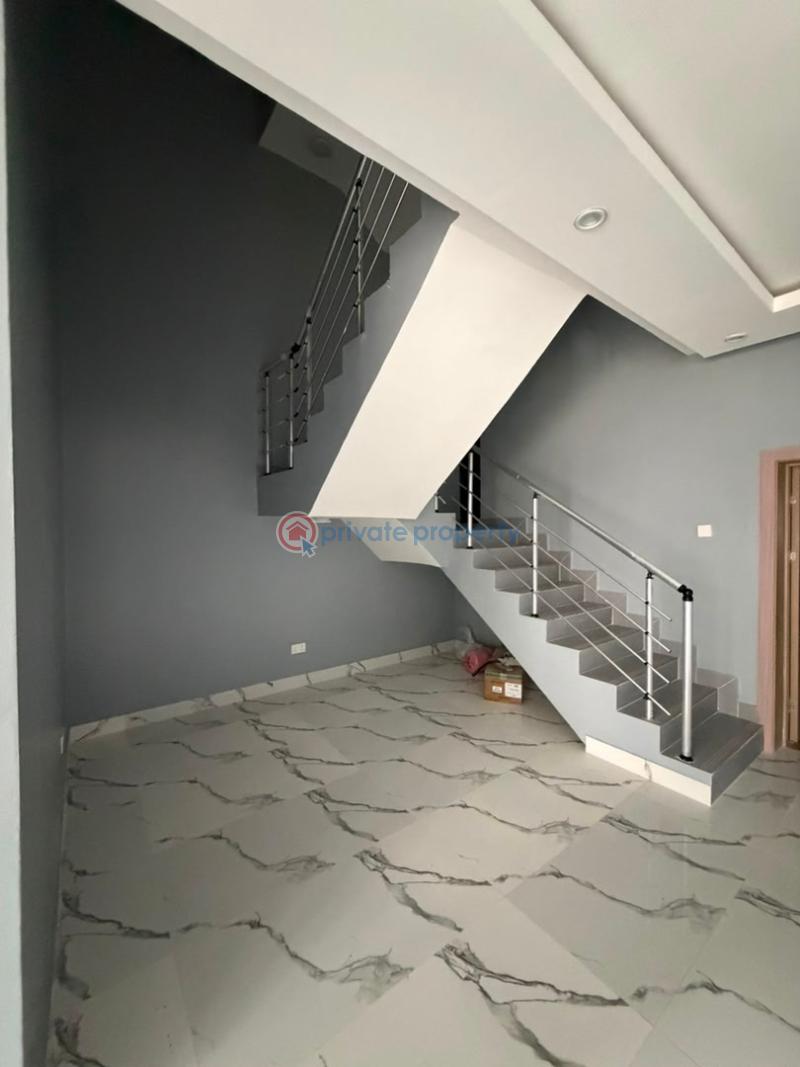 4 bedroom Terrace For Sale Perinwinkle Estate Lekki Phase 1 Lagos - 7