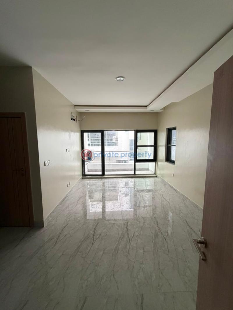 4 bedroom Terrace For Sale Perinwinkle Estate Lekki Phase 1 Lagos - 18