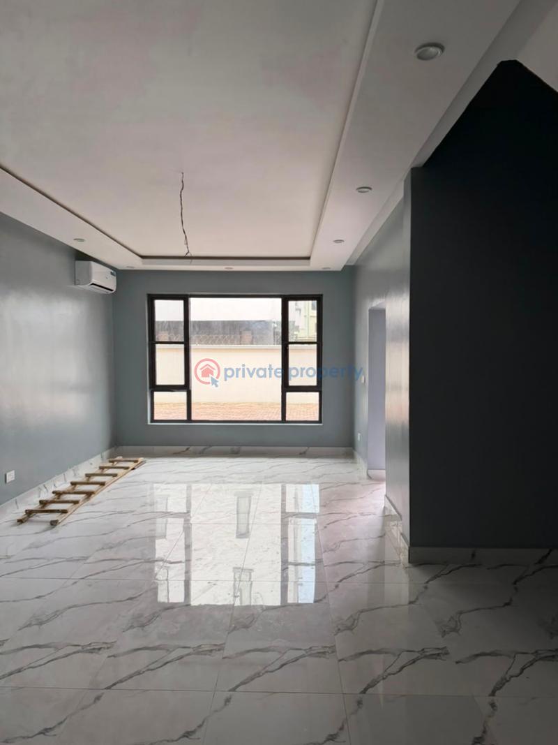 4 bedroom Terrace For Sale Perinwinkle Estate Lekki Phase 1 Lagos - 17