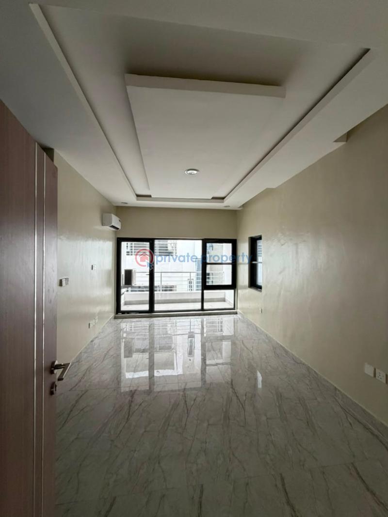 4 bedroom Terrace For Sale Perinwinkle Estate Lekki Phase 1 Lagos - 3