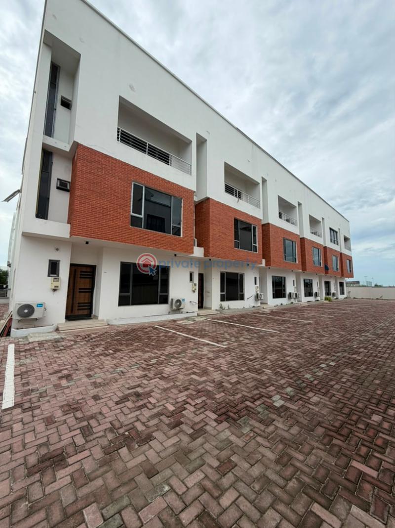 4 bedroom Terrace For Sale Perinwinkle Estate Lekki Phase 1 Lagos - 0